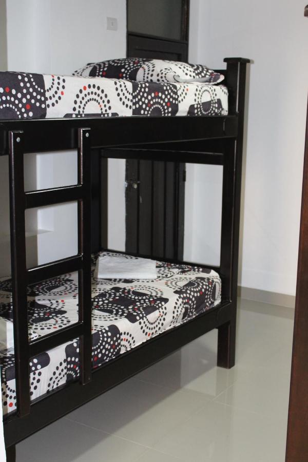 Casa Estadio Medellin ! Apartamentos Renovados En Excelente Ubicacion Laureles Estadio Eksteriør bilde